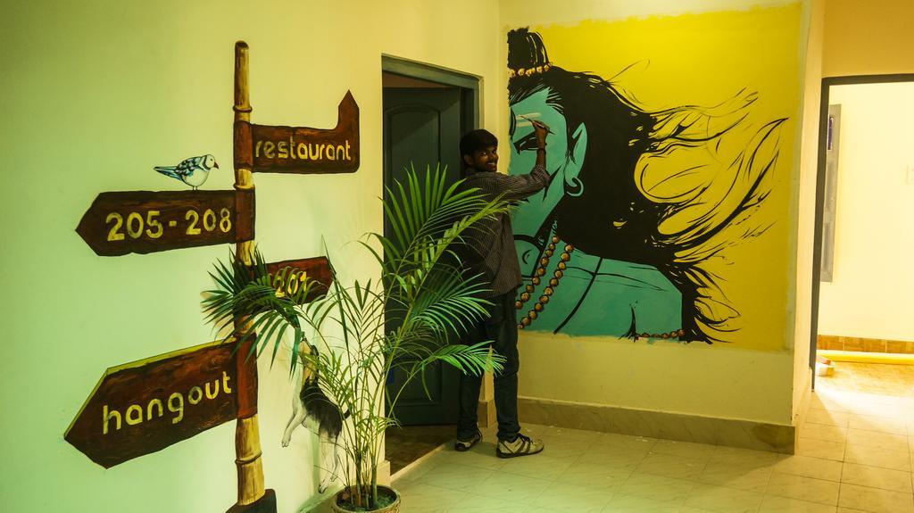 Zostel Varanasi Hostel Buitenkant foto