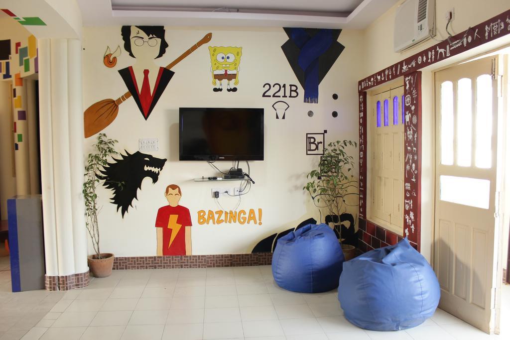 Zostel Varanasi Hostel Buitenkant foto